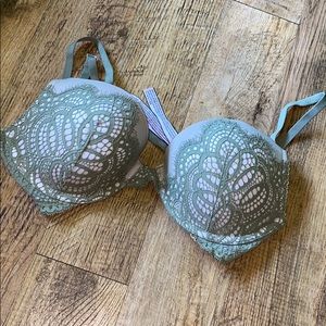 Victoria Secret Push Up Bra